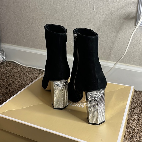 Michael Kors Black Boots - Picture 1 of 3
